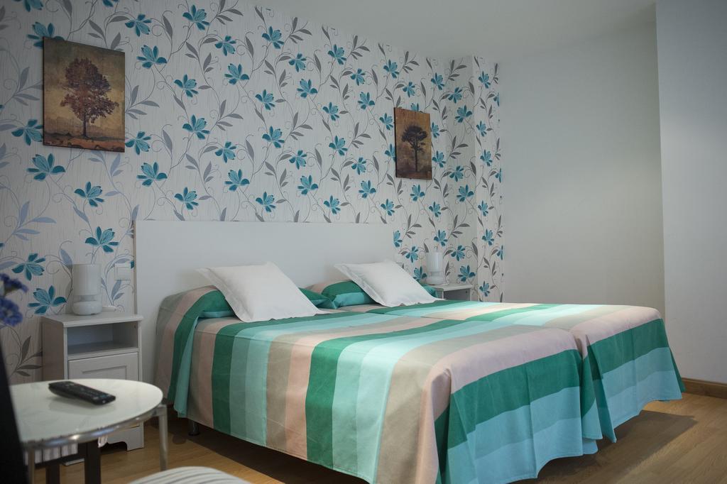 Quintana 23 Hotel Suances Szoba fotó