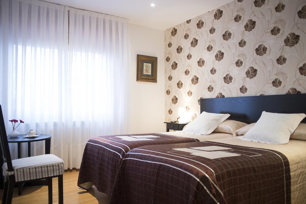 Quintana 23 Hotel Suances Szoba fotó